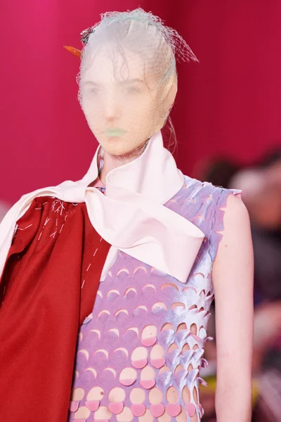 Look 8